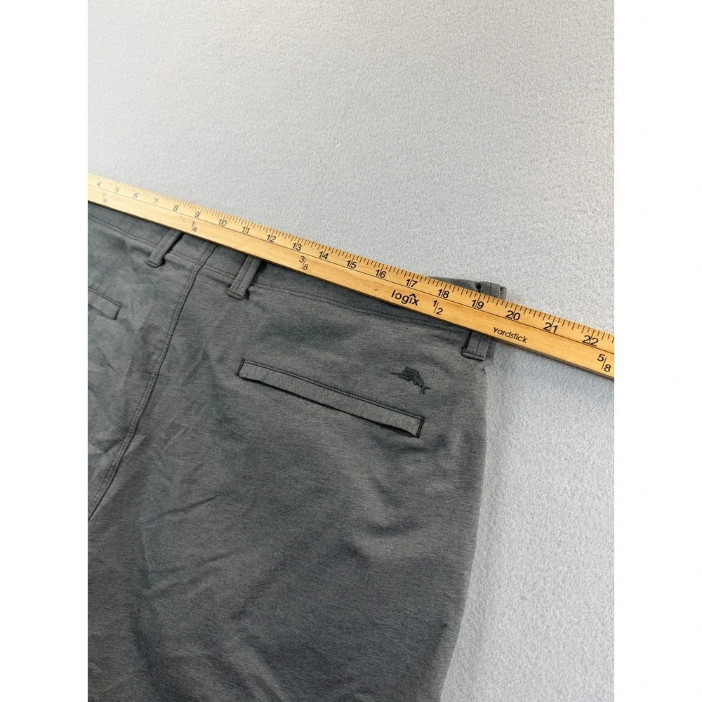 Tommy Bahama‎ Hybrid Shorts Mens 38 Gray Performance Stretch Zip Pockets